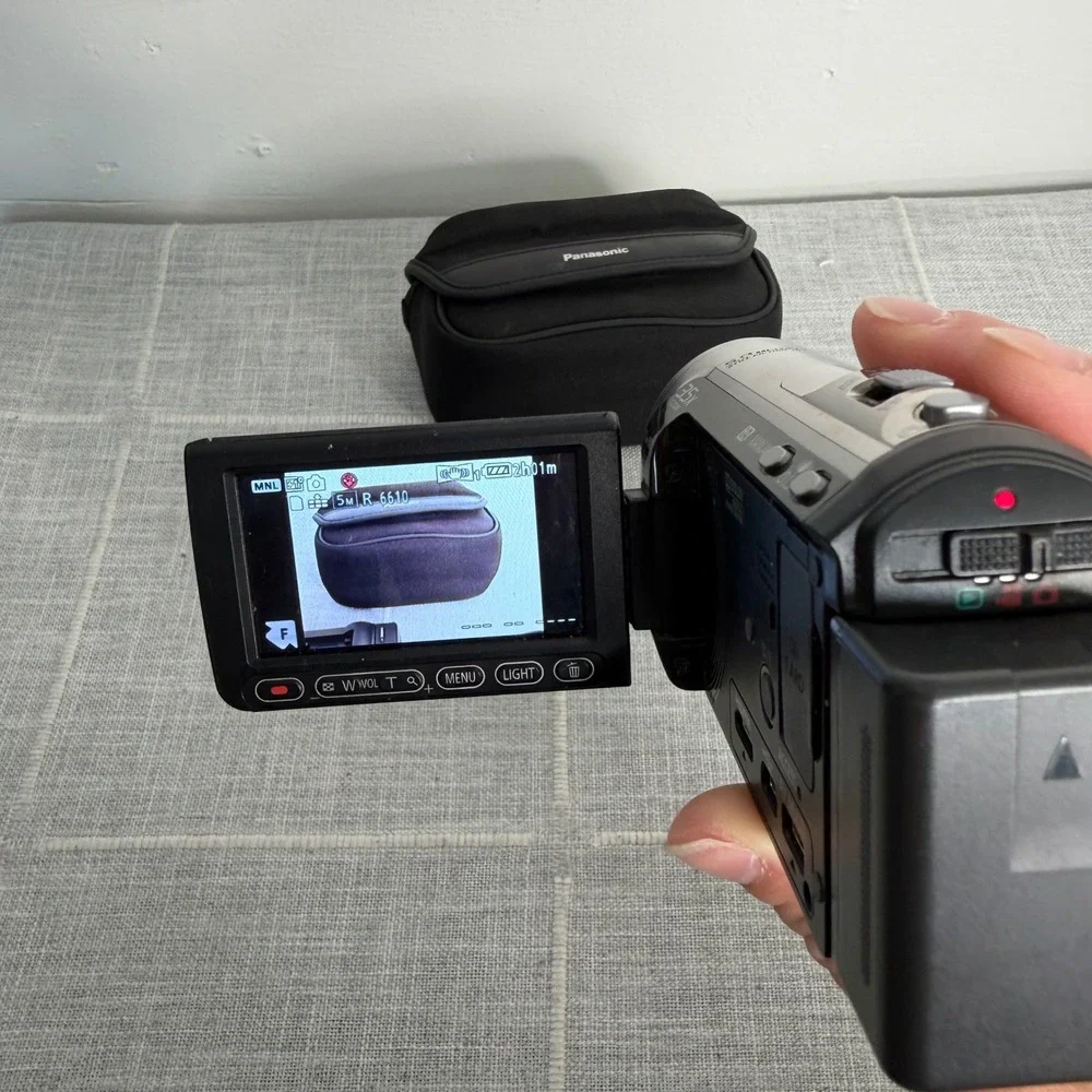 Panasonic HDC-SD60P Camcorder Full HD w/ SD Card Charger TESTED WORKS